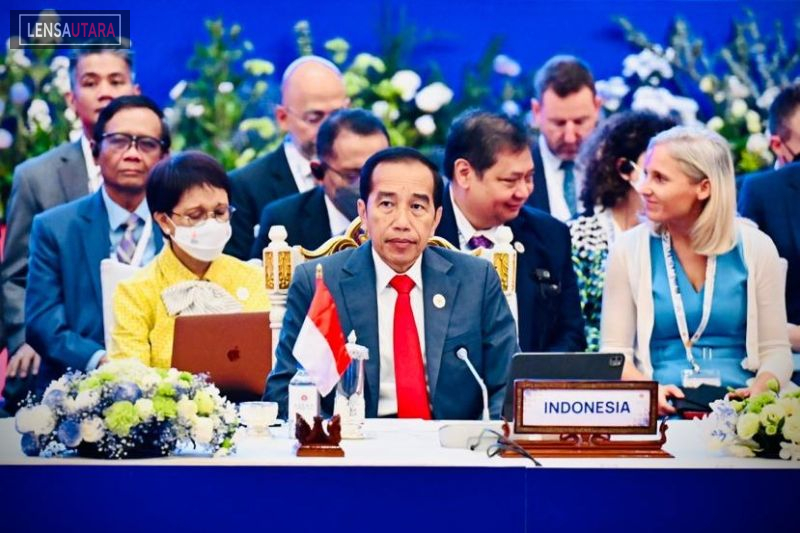 Jokowi Dorong Asia Timur Perkokoh Fondasi Perdamaian Indo-Pasifik